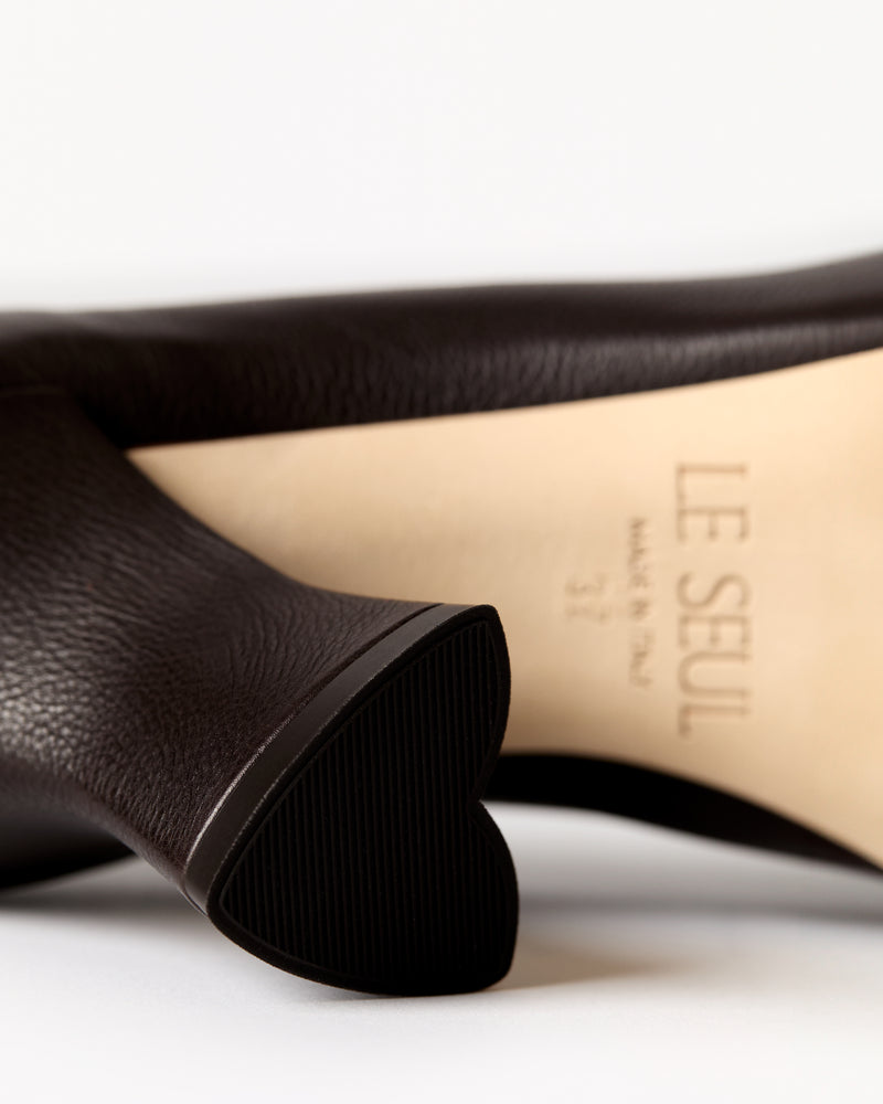 Translation missing: en.Camellia Pump