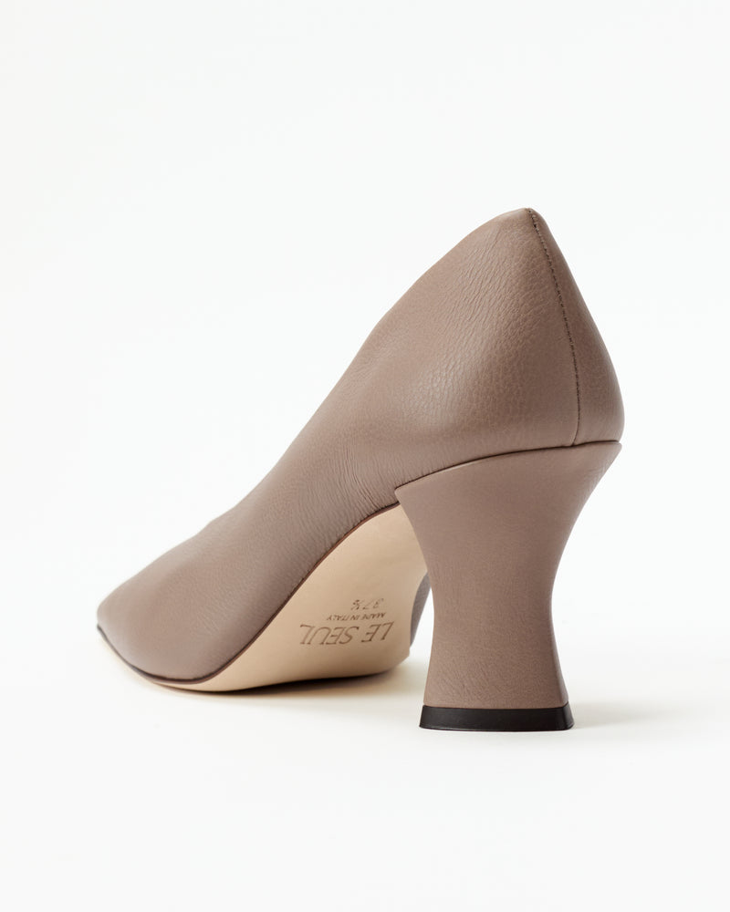 Translation missing: en.Camellia Pump