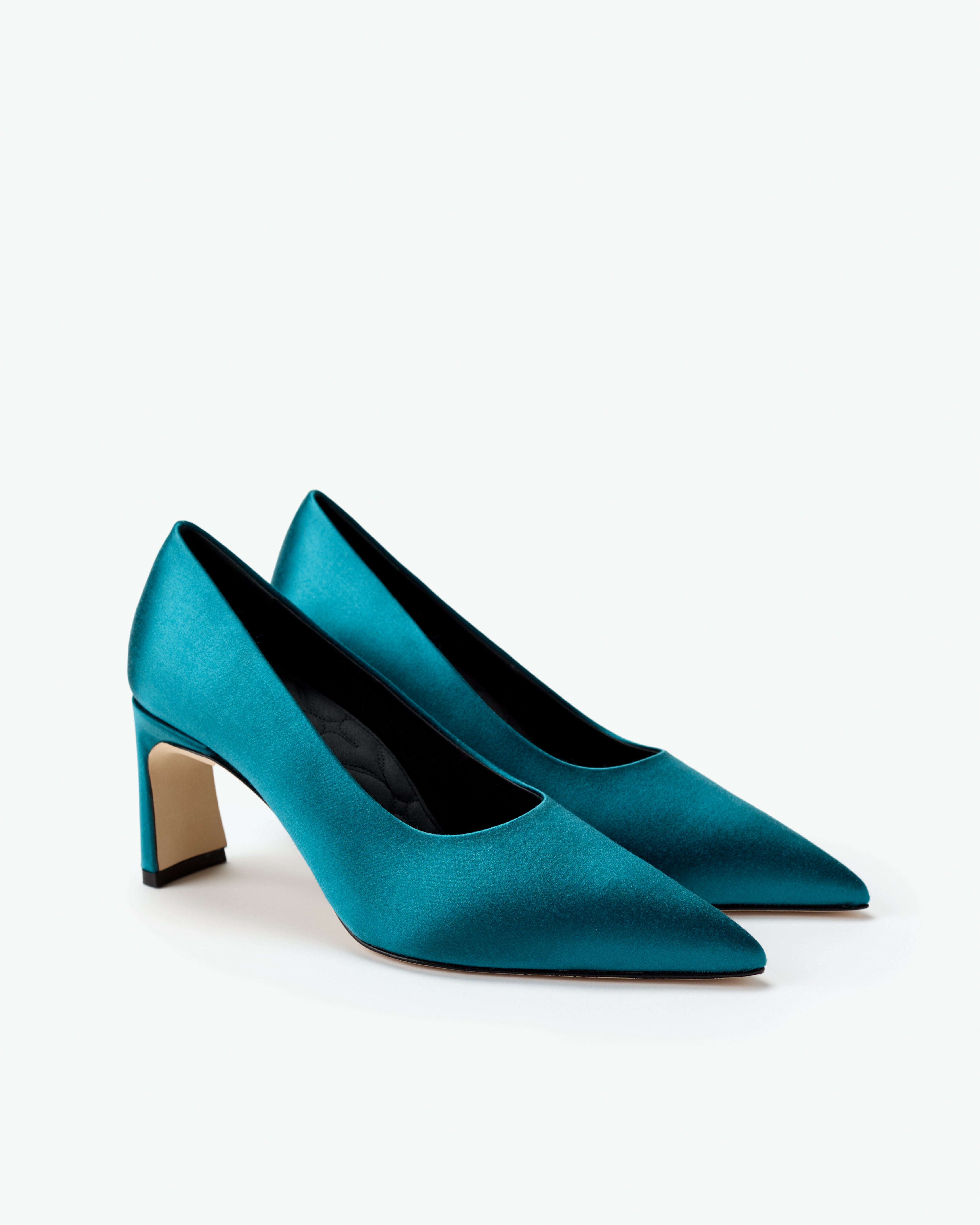 Aleuria Pump