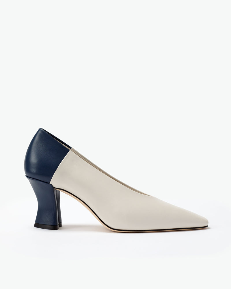 Translation missing: en.Camellia Pump Two-Toned