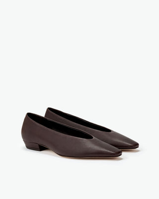 Camellia Flat