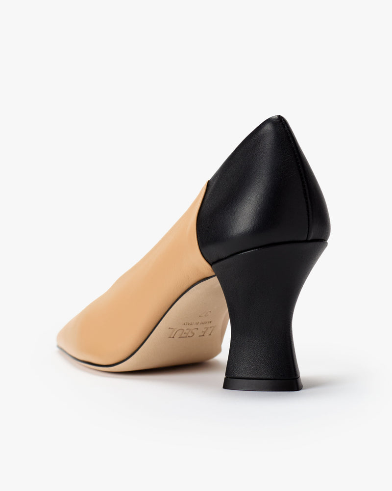 Translation missing: en.Camellia Pump Two-Toned
