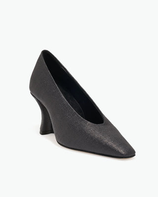 Camellia Pump